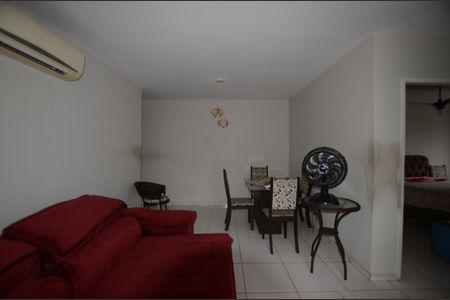Apartamento à venda com 90m², 2 quartos e 1 vagaSala