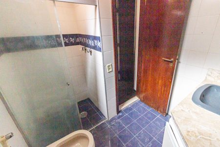 Casa à venda com 310m², 4 quartos e 2 vagasBanheiro
