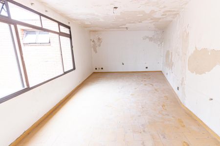 Casa à venda com 310m², 4 quartos e 2 vagasSalão de Festa