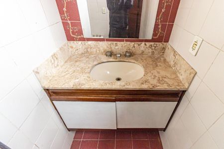Casa à venda com 310m², 4 quartos e 2 vagasBanheiro da Suíte 1