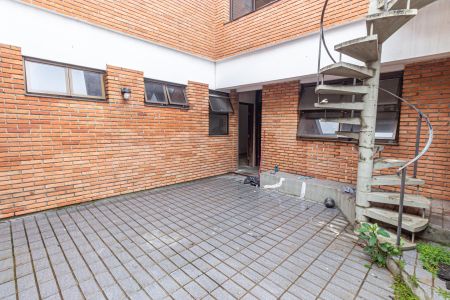 Casa à venda com 310m², 4 quartos e 2 vagasQuintal