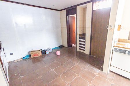 Casa à venda com 310m², 4 quartos e 2 vagasCozinha