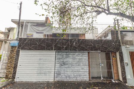 Casa à venda com 310m², 4 quartos e 2 vagasFachada