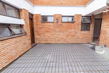 Casa à venda com 310m², 4 quartos e 2 vagasQuintal