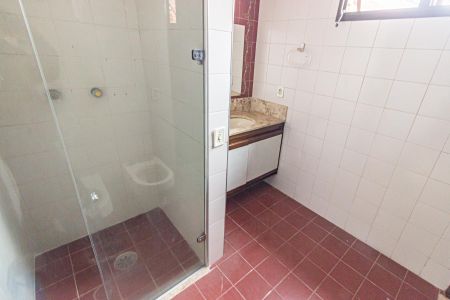 Casa à venda com 310m², 4 quartos e 2 vagasBanheiro da Suíte 1