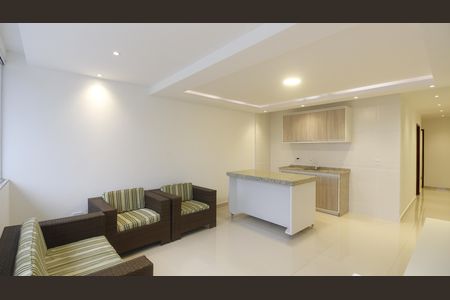 Apartamento para alugar com 2 quartos, 90m² em Foguete, Cabo Frio