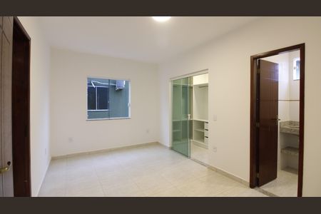 Apartamento para alugar com 2 quartos, 90m² em Foguete, Cabo Frio