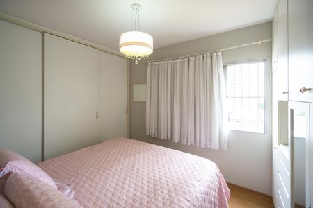 Apartamento à venda com 110m², 3 quartos e 2 vagas Apartamento à venda com 110m², 3 quartos e 2 vagasSuíte