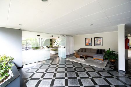 Apartamento à venda com 110m², 3 quartos e 2 vagas Apartamento à venda com 110m², 3 quartos e 2 vagasHall social