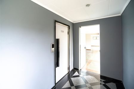 Apartamento à venda com 110m², 3 quartos e 2 vagas Apartamento à venda com 110m², 3 quartos e 2 vagasHall do elevador