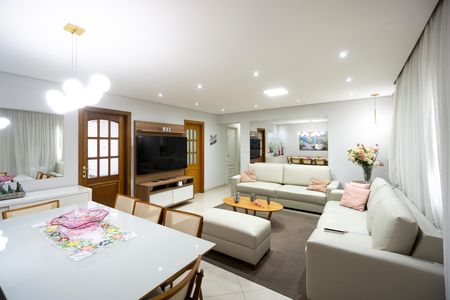 Apartamento à venda com 110m², 3 quartos e 2 vagas Apartamento à venda com 110m², 3 quartos e 2 vagasSala