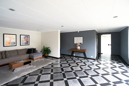 Apartamento à venda com 110m², 3 quartos e 2 vagas Apartamento à venda com 110m², 3 quartos e 2 vagasHall social