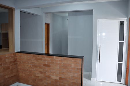 Casa para alugar com 2 quartos, 80m² em Jardim Soraia, Embu das Artes