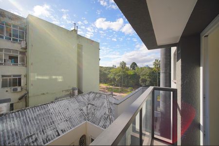 Sala - Varanda de apartamento para alugar com 1 quarto, 32m² em Farroupilha, Porto Alegre