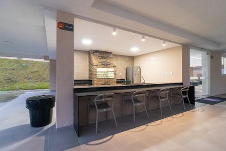 Apartamento para alugar com 52m², 2 quartos e 1 vaga Apartamento para alugar com 52m², 2 quartos e 1 vagaÁrea comum - Churrasqueira