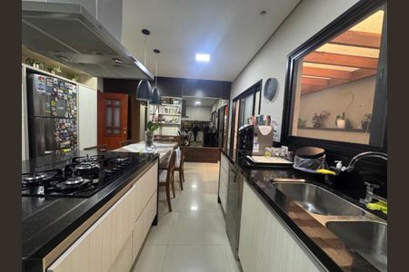 Casa de condomínio à venda com 480m², 4 quartos e 4 vagas Casa de condomínio à venda com 480m², 4 quartos e 4 vagasFoto 54