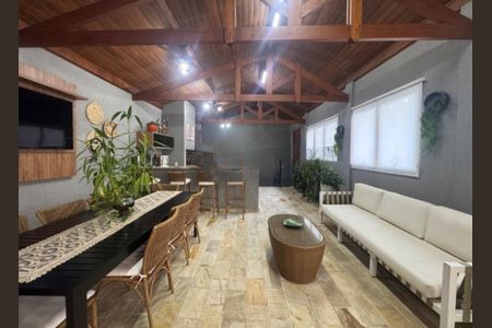 Casa de condomínio à venda com 480m², 4 quartos e 4 vagas Casa de condomínio à venda com 480m², 4 quartos e 4 vagasFoto 03