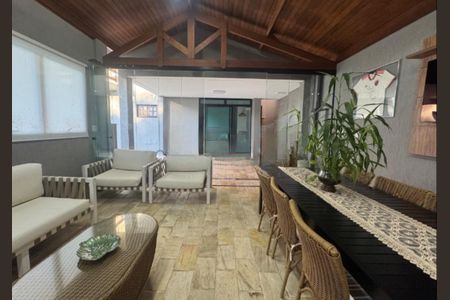 Casa de condomínio à venda com 480m², 4 quartos e 4 vagas Casa de condomínio à venda com 480m², 4 quartos e 4 vagasFoto 22