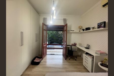 Casa de condomínio à venda com 480m², 4 quartos e 4 vagas Casa de condomínio à venda com 480m², 4 quartos e 4 vagasFoto 38