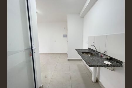 Apartamento para alugar com 48m², 2 quartos e 1 vaga Apartamento para alugar com 48m², 2 quartos e 1 vagaCozinha e Área de Serviço