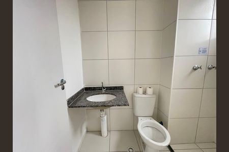 Apartamento para alugar com 48m², 2 quartos e 1 vaga Apartamento para alugar com 48m², 2 quartos e 1 vagaBanheiro da Suíte