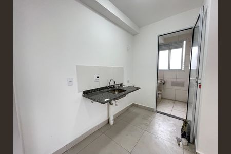 Apartamento para alugar com 48m², 2 quartos e 1 vaga Apartamento para alugar com 48m², 2 quartos e 1 vagaCozinha e Área de Serviço
