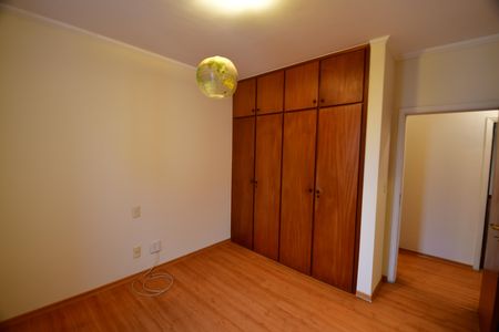 Apartamento para alugar com 174m², 3 quartos e 2 vagasQuarto 2 - Suíte