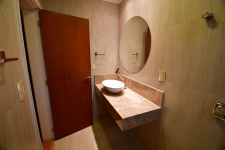 Apartamento para alugar com 174m², 3 quartos e 2 vagasBanheiro Suíte