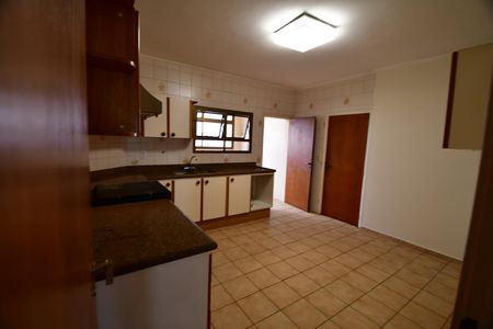 Apartamento para alugar com 174m², 3 quartos e 2 vagasCozinha
