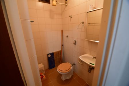 Apartamento para alugar com 174m², 3 quartos e 2 vagasBanheiro de serviço