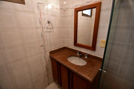 Apartamento para alugar com 174m², 3 quartos e 2 vagasBanheiro Suíte