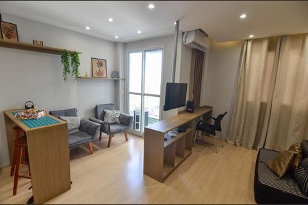Studio para alugar com 32m², 1 quarto e sem vaga Studio para alugar com 32m², 1 quarto e sem vagaSala/Quarto