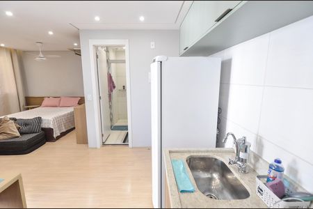 Studio para alugar com 32m², 1 quarto e sem vaga Studio para alugar com 32m², 1 quarto e sem vagaCozinha