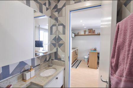 Studio para alugar com 32m², 1 quarto e sem vaga Studio para alugar com 32m², 1 quarto e sem vagaBanheiro