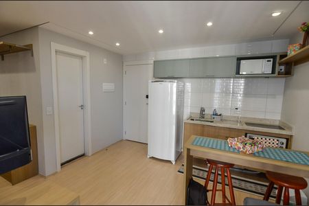 Studio para alugar com 32m², 1 quarto e sem vaga Studio para alugar com 32m², 1 quarto e sem vagaSala/Quarto