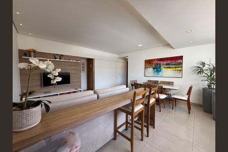 Sala de apartamento à venda com 2 quartos, 76m² em São Pedro, Belo Horizonte