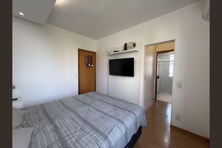 Apartamento à venda com 76m², 2 quartos e 2 vagas Apartamento à venda com 76m², 2 quartos e 2 vagasQuarto