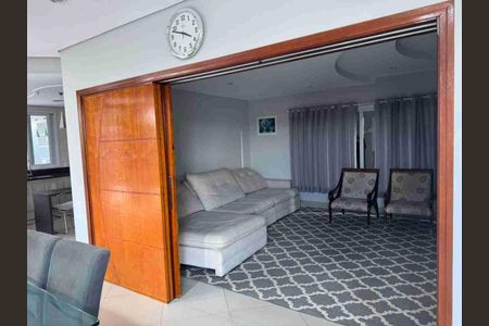 Casa para alugar com 4 quartos, 454m² em Swiss Park, Campinas