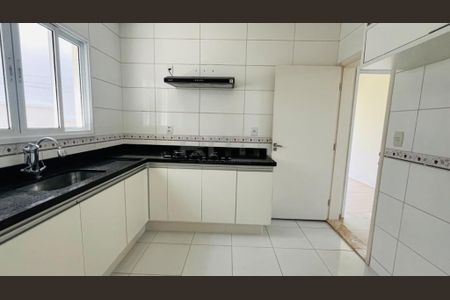 Casa para alugar com 3 quartos, 188m² em Lenheiro, Valinhos