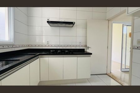 Casa para alugar com 3 quartos, 188m² em Lenheiro, Valinhos