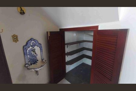 Casa para alugar com 217m², 3 quartos e 3 vagas