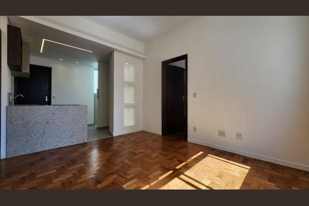 Apartamento à venda com 46m², 1 quarto e sem vagaFoto 02