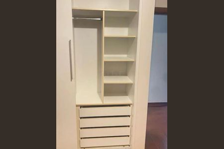 Casa para alugar com 3 quartos, 326m² em Bairro das Palmeiras, Campinas