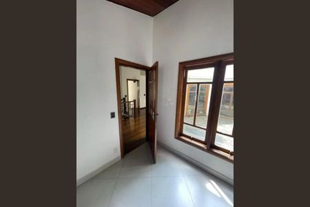 Casa para alugar com 3 quartos, 326m² em Bairro das Palmeiras, Campinas