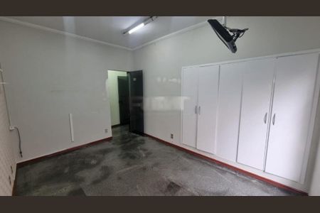 Casa para alugar com 219m², 2 quartos e 1 vaga
