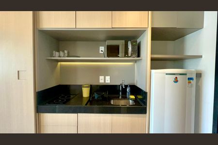 Studio para alugar com 33m², 1 quarto e sem vaga Studio para alugar com 33m², 1 quarto e sem vagaCozinha