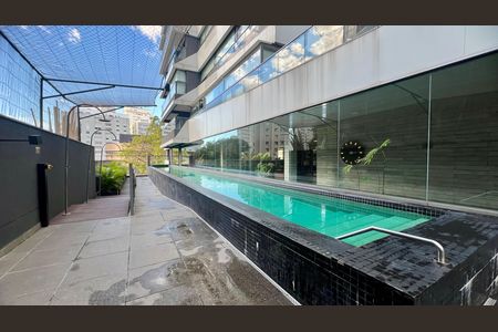Studio para alugar com 33m², 1 quarto e sem vaga Studio para alugar com 33m², 1 quarto e sem vagaPiscina