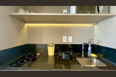 Studio para alugar com 33m², 1 quarto e sem vaga Studio para alugar com 33m², 1 quarto e sem vagaCozinha
