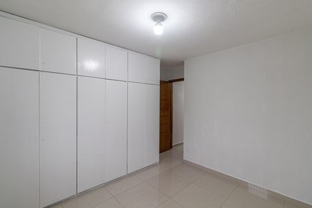 Quarto 2 de casa para alugar com 2 quartos, 52m² em Vila Rio Branco, São Paulo