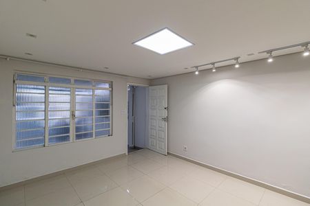 Sala de casa para alugar com 2 quartos, 52m² em Vila Rio Branco, São Paulo